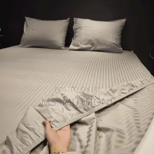 (6*6 ) 6 PCS Striped Fitted Bedsheet Sets*