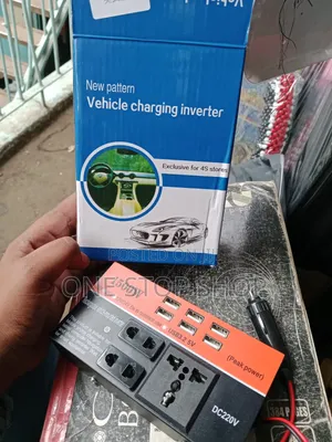 1500w Peak Power Ac Outlet And Usb Charging Ports Inverter