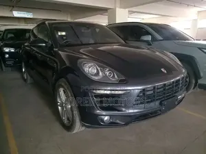 Porsche Macan Turbo 2017 Matt Black