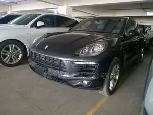 Porsche Macan Turbo 2017 Matt Black