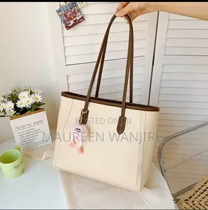 Dolly Tote Bags