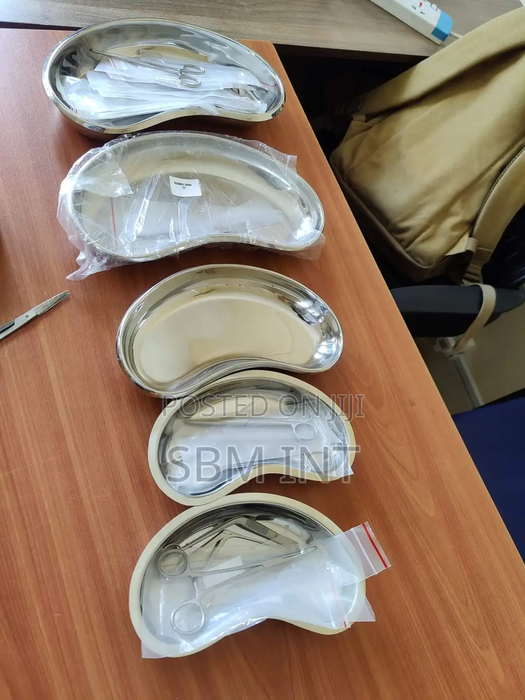 Kidney Dish Empty