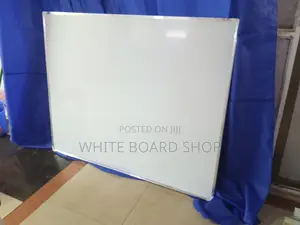 Magnetic Whiteboard 1.2 X 1.2m for Sale–Durable Professional Writing
