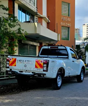 Isuzu D-MAX 2018 White
