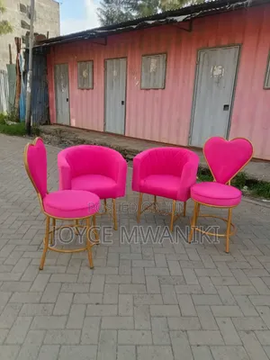 2 Manicure Styling Seats and 2 Love Seats, Hot Pink