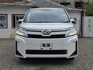 Toyota Voxy 2019 Pearl