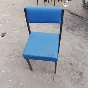 Traditional Side Stacking Office Chair