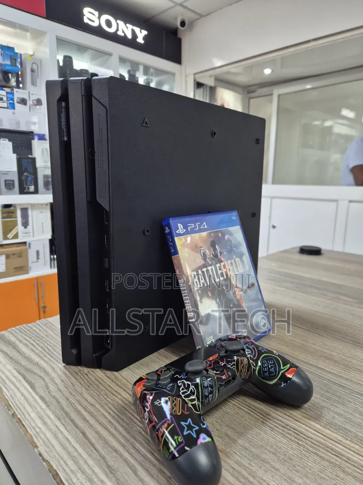 Sony Playstation 1 Controller With 1 Battlefield Game.