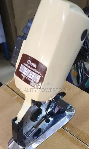 Cloth Cutting Machine