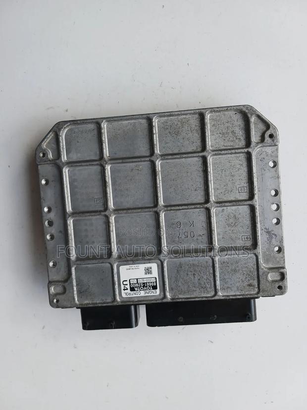 Engine Computer Toyota Vitz1kr