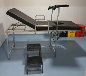 Local Delivery Bed With Stepping Stool