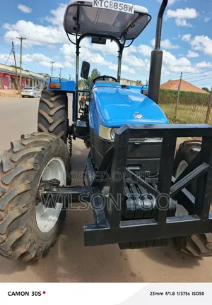 Tractor Newholland Tt75