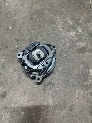 BMW Engine Mount F22 F30 F32