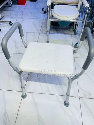 Shower Chair With Detachable Armrest