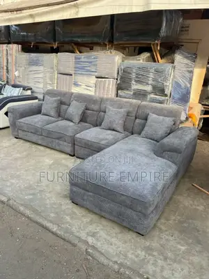 Modern Grey Sectional Sofa With Chaise