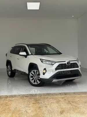 Toyota RAV4 2019 White
