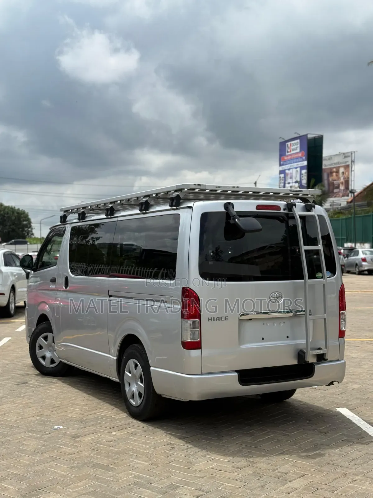 Toyota HiAce 2019 Silver