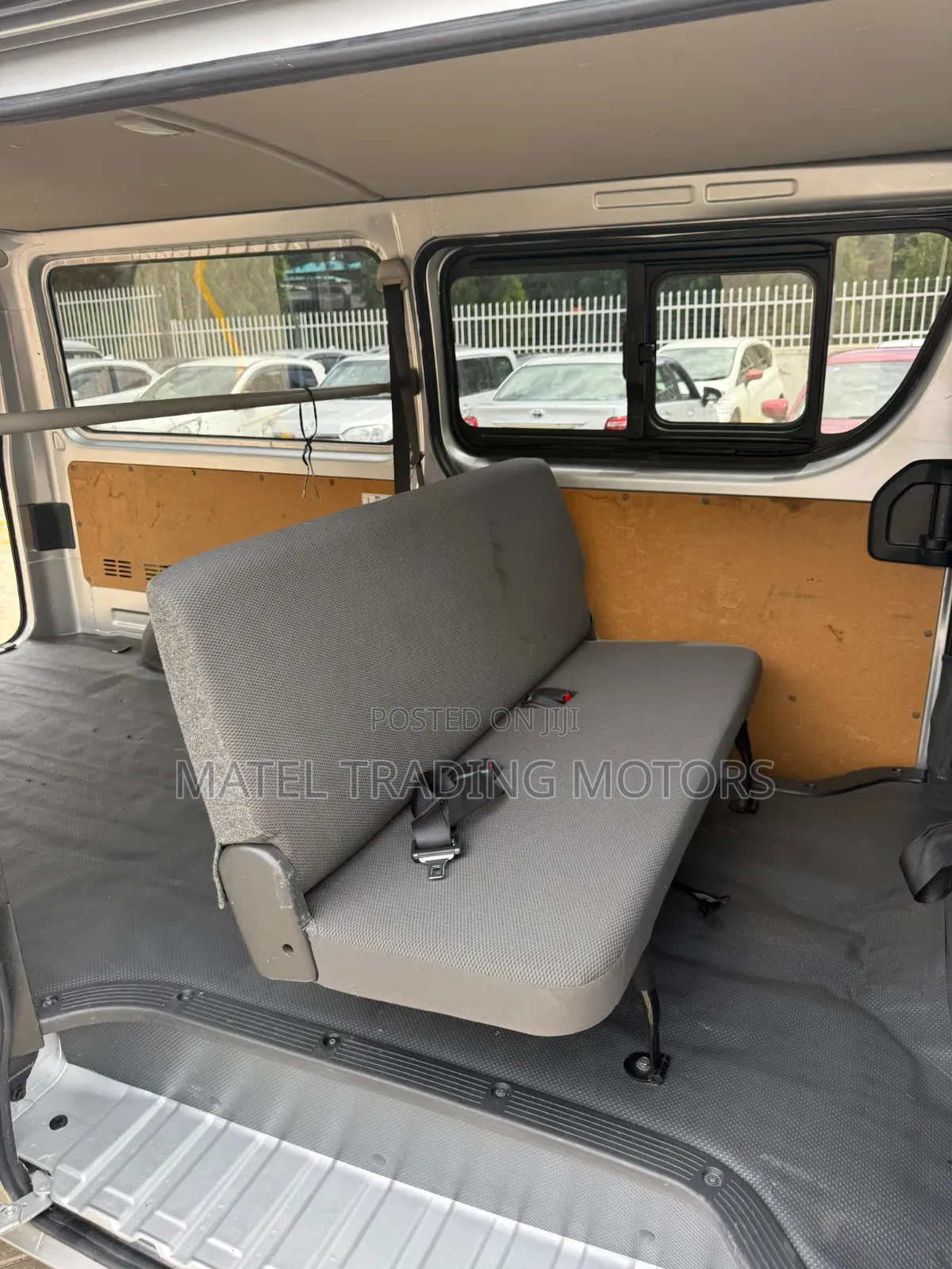 Toyota HiAce 2019 Silver
