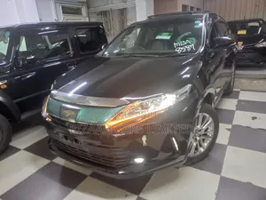Toyota Harrier 2.0 2018