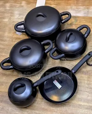 All Black 9pcs Forged Aluminium Ceramic Cookware Set.