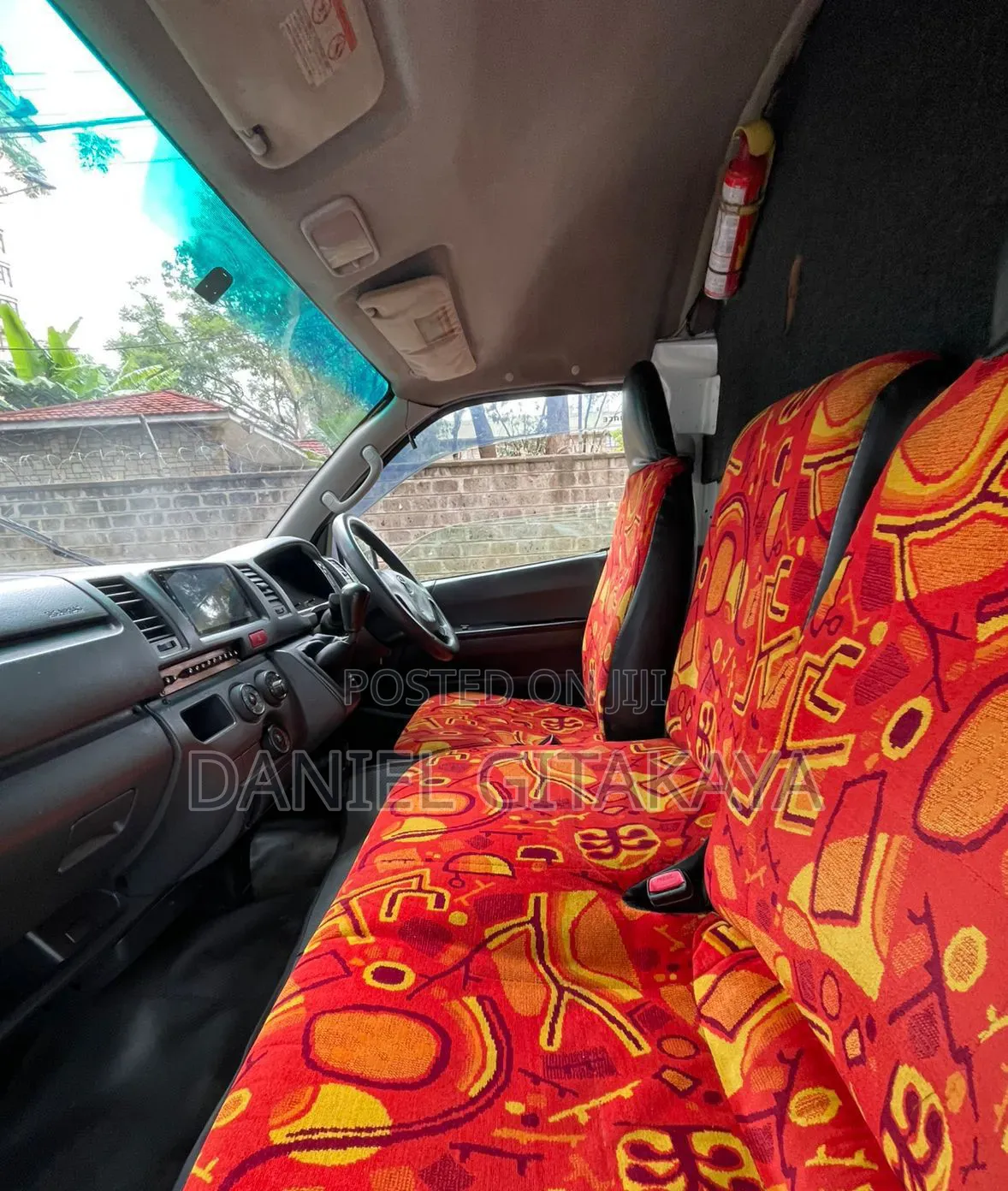 Toyota HiAce 2014 White