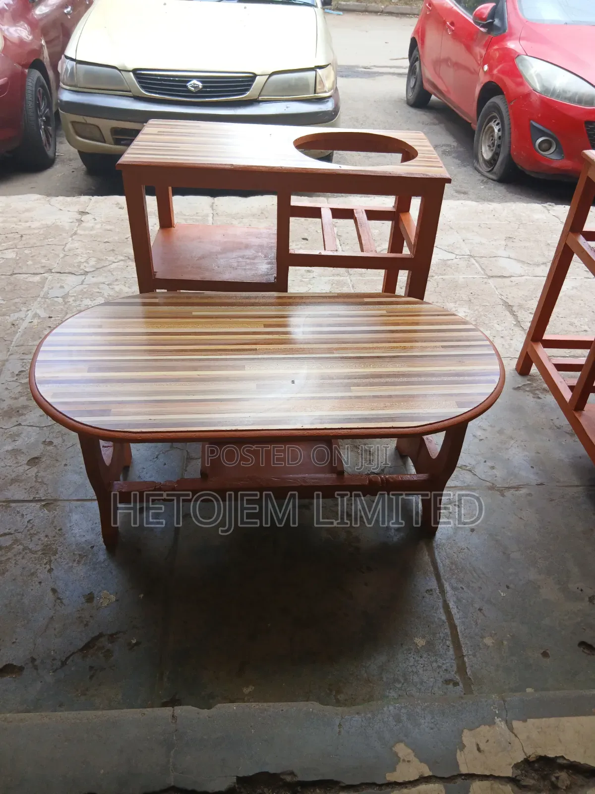 2-in-1 Set: Kitchen Table (Gas Space) + Coffee Table