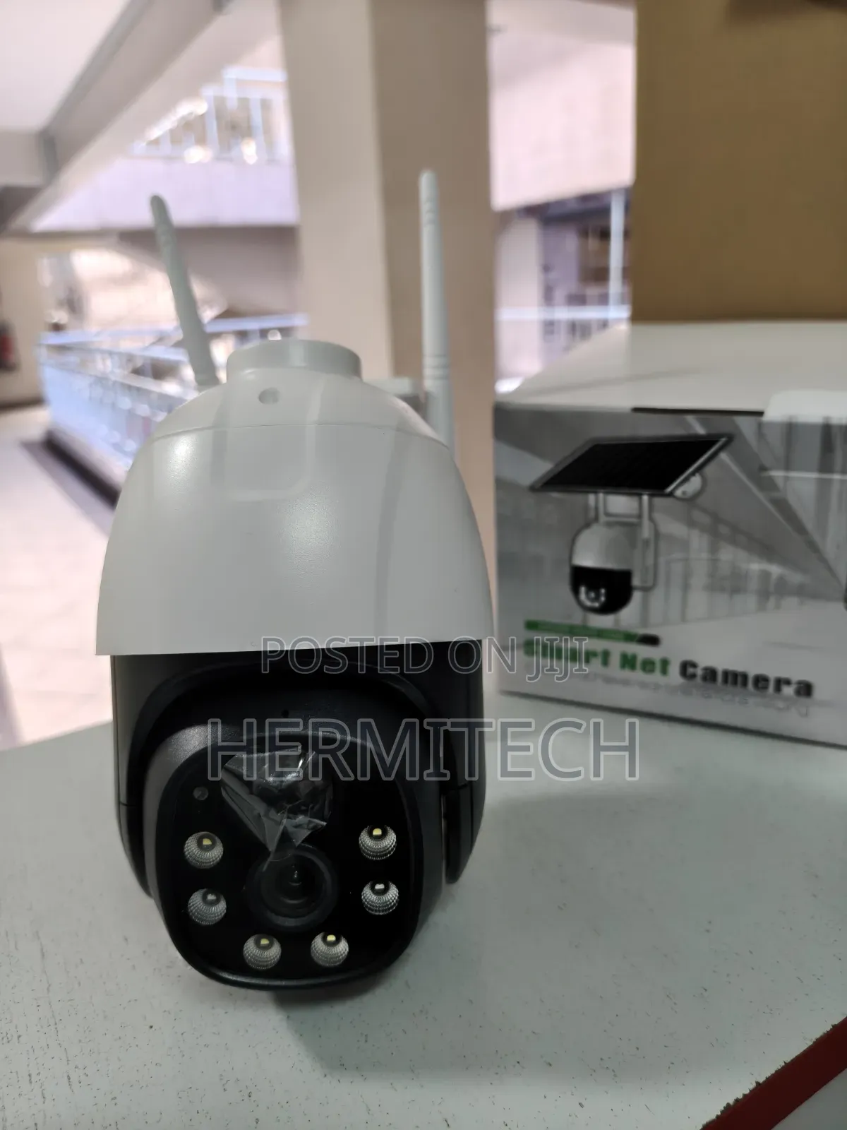 Solar Powered PTZ Single Lens Screen Display 4g Smart