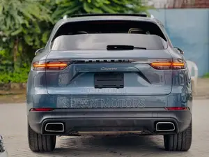 Porsche Cayenne 2019 Blue