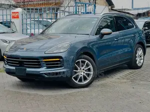 Porsche Cayenne 2019 Blue