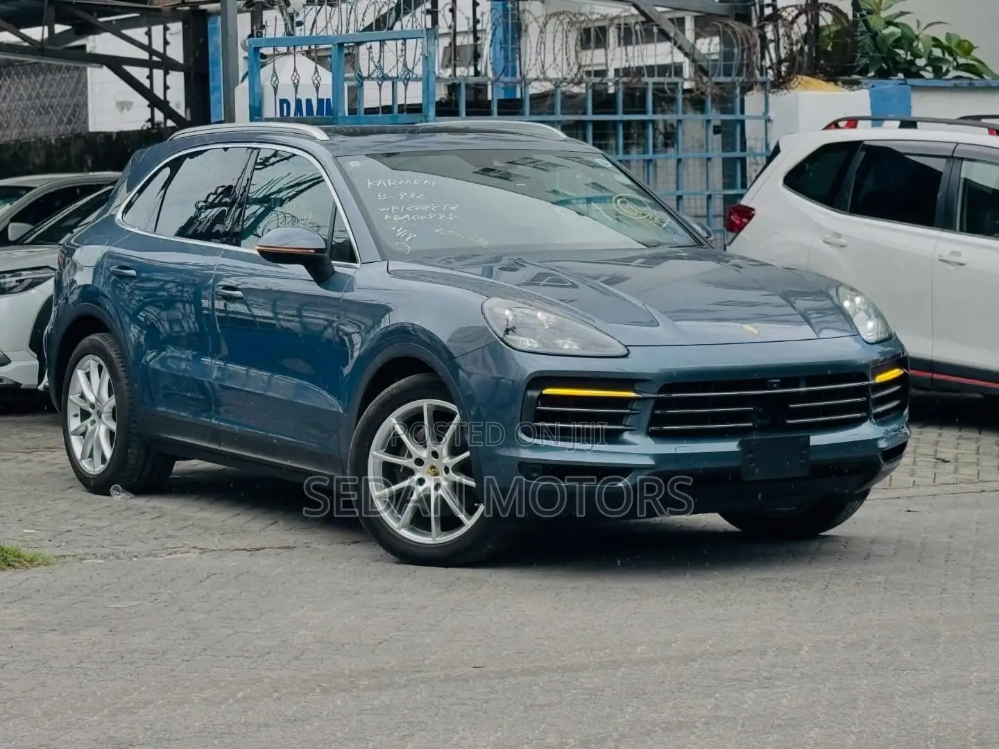 Porsche Cayenne 2019 Blue