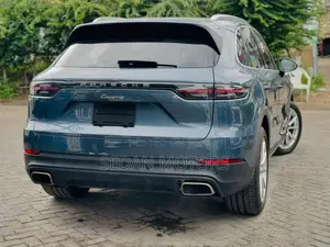 Porsche Cayenne 2019 Blue