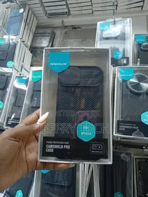 iPhone 13 or 14 Soft Tpu Frame and a Hard Pc Back Panel Case