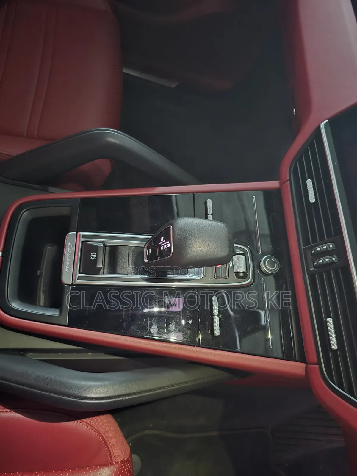 Porsche Cayenne Base AWD 2020 White