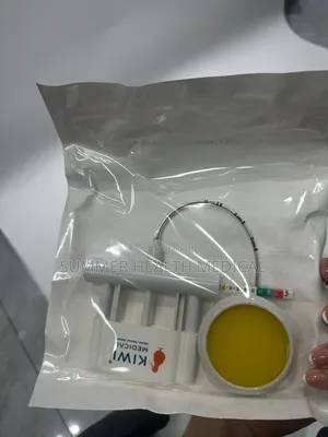 Kiwi Vacuum Extractor