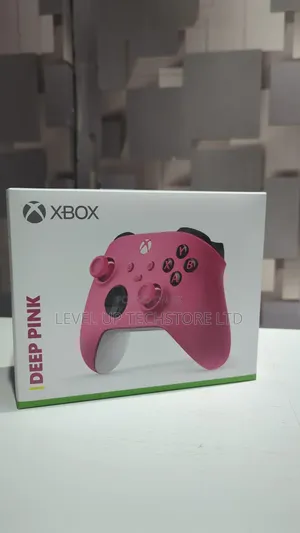 Xbox Wireless Gaming Controller (2025) – Deep Pink –