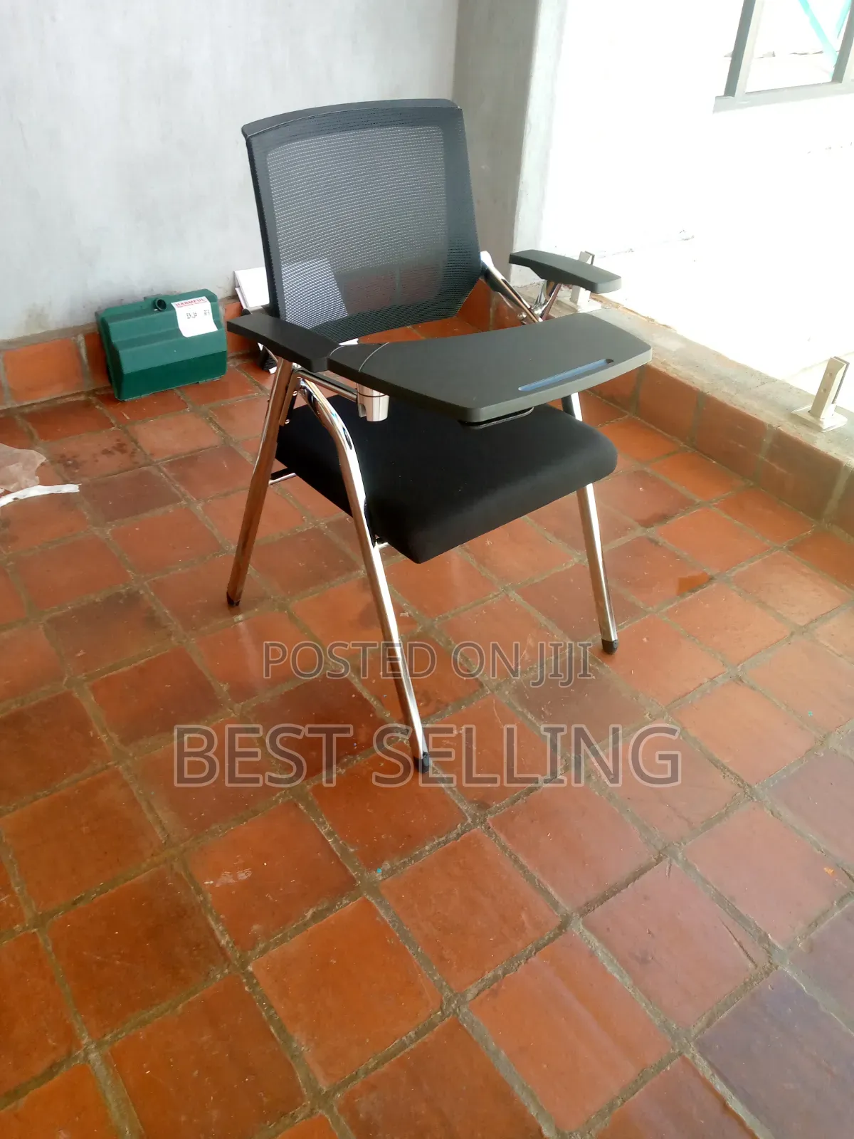 Best and Strong Training Chairs