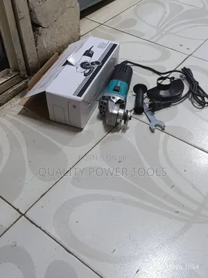 Makita Angle Grinder 4inch