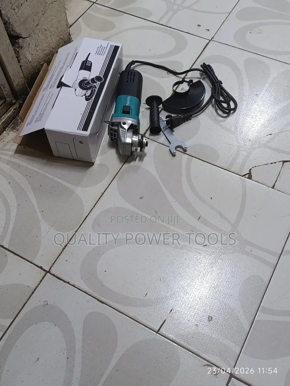 Makita Angle Grinder 4inch