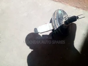 Brake Booster and Master Cylinder Toyota Kluger