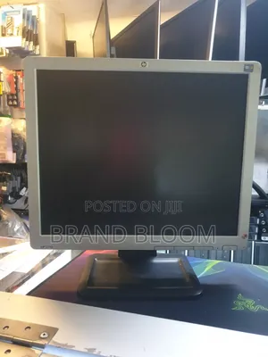 Hp 17 Inches Squared