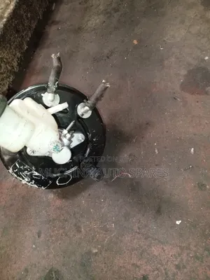 Complete Brake Booster and Master Cylinder Toyota Sienta New Model