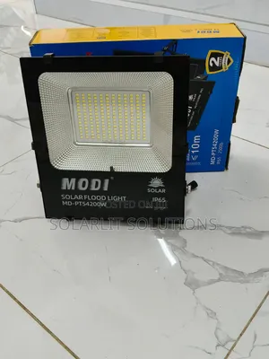 Outdoor Modi 200w Floodlight – Strong, Reliable Long-Lasting
