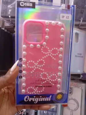 iPhone 12 Pink "Fashion Case" With a Pearl Border
