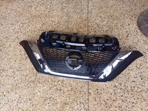 Nissan Note 2017 Grill