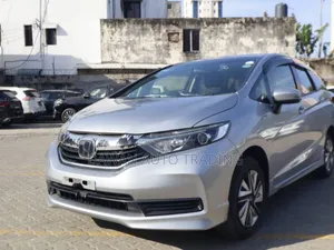 Honda Shuttle 2020 Silver