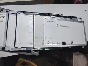 15.6” 30 Pin Laptop LCD Screen – Clean Tested