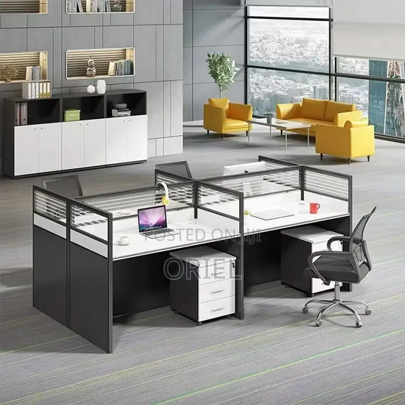 Open Plan Office Workstation : 4-Way Office Workstation Desk