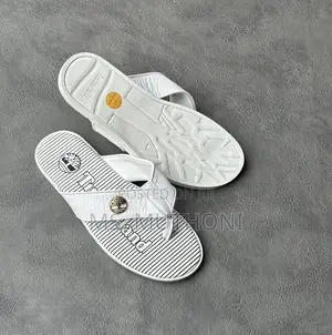 Timberland Sandals Feature White Straps Size 39-46