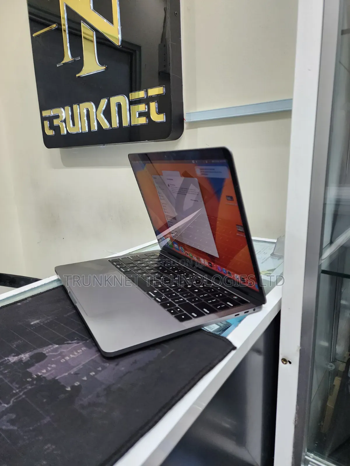 Laptop Apple MacBook Pro 2019 16GB Intel Core i7 SSD 256GB