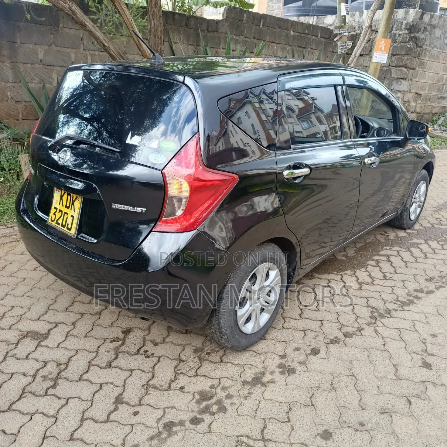 Nissan Note 2015 Black